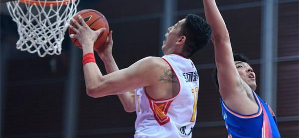 深圳男篮选手沈梓捷被选为3月份CBA联赛月度最佳防守选手。